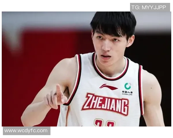 南京篮球队荣登篮球意识排行榜第二名展现卓越团队精神与战术智慧